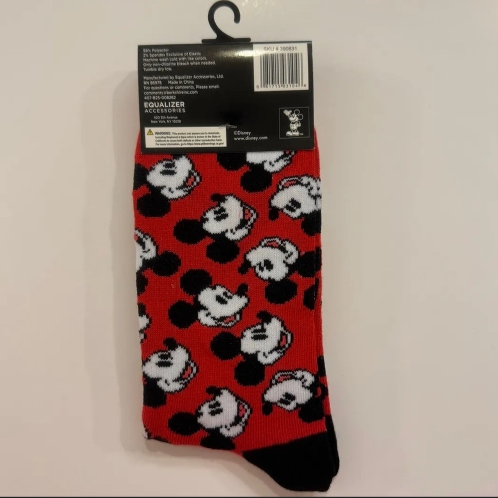 Disney Mickey Mouse Crew Socks Set -2 pairs NWT - Picture 4 of 4